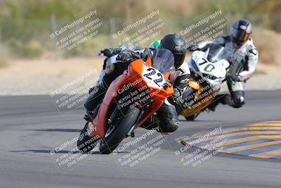 media/Nov-05-2022-SoCal Trackdays (Sat) [[f8d9b725ab]]/Turn 2 (1120am)/